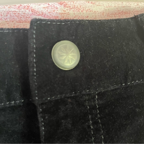 Athleta Black Velvet Skirt Size 6 - Picture 5 of 8